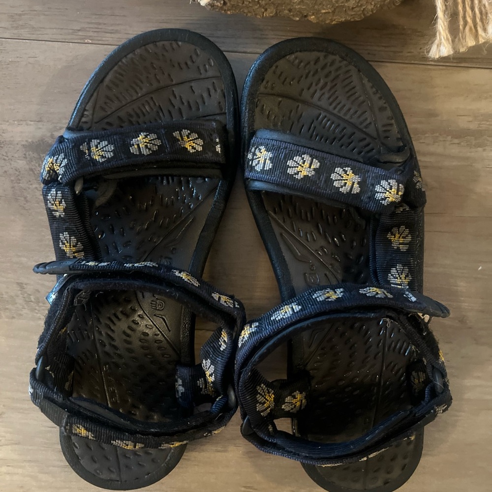 Teva Women's Black Hurricane Sandals with Yellow Floral Design - Picture 2 of 8